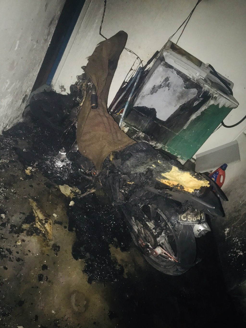 One Photos - xRNL1xcLiRK2AZoAdWa2aoZVJ.jpg