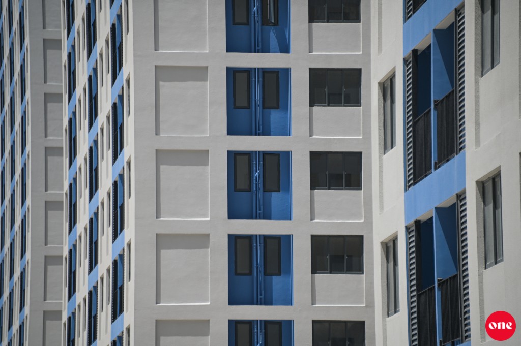 One Photos - y06uLEAF0RT1MvzFoseqehT6L.JPG
