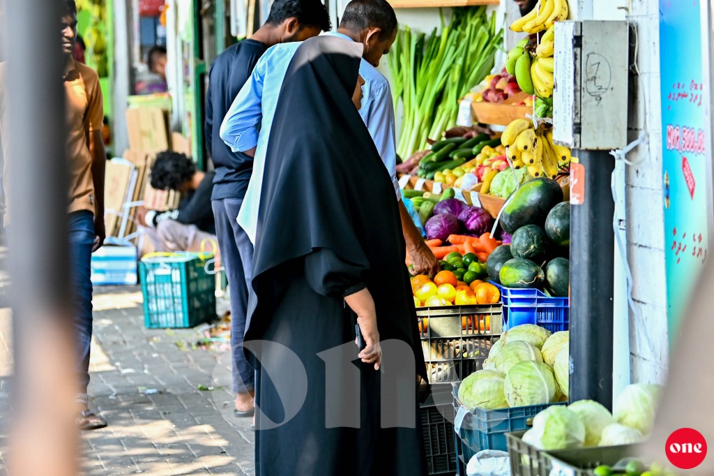 One Photos - y2fmXBU7RAEKe3Lh8OwUFL7AD.jpg