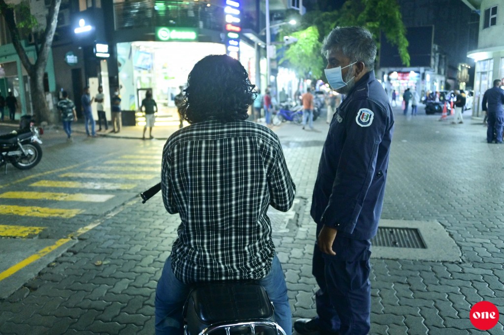 One Photos - yRixv3TbFk9i6nTaWS8UDT7zp.JPG