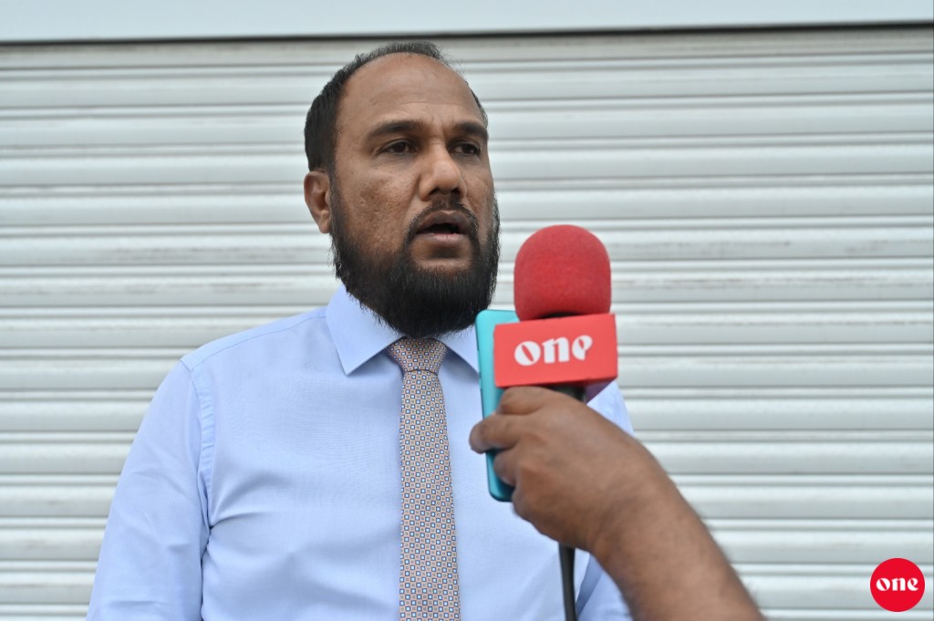 One Photos - zAhKe5AMtDGUV4NxoL5KKyHF3.jpg