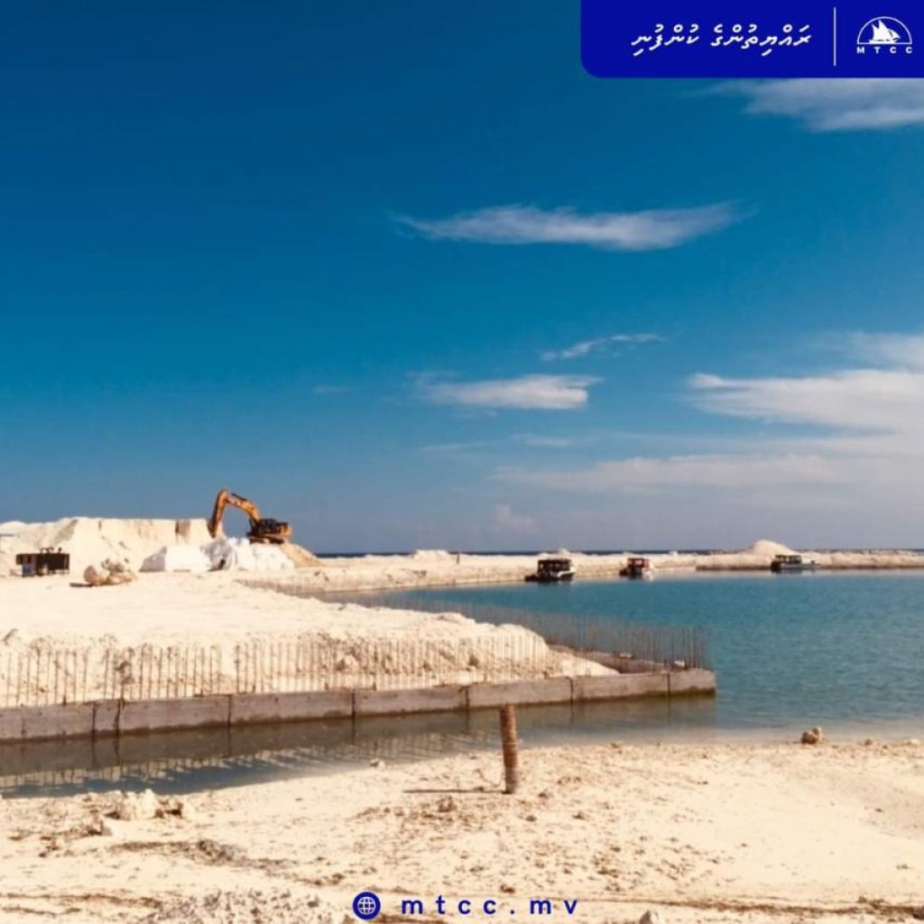 One Photos - zqHMC1phEQ5xJLKUB9fb5Sak3.jpg